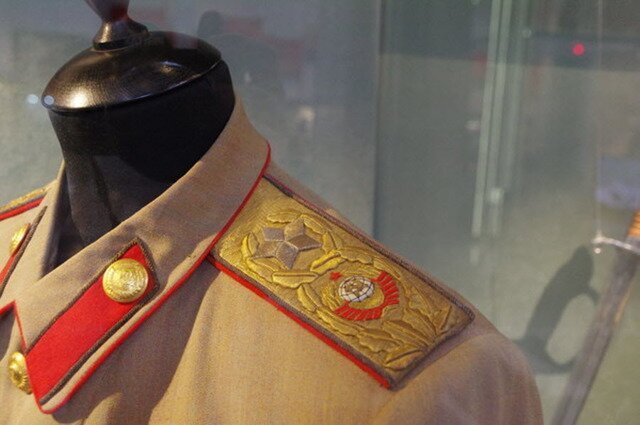 Погоны генералиссимуса, краткая история звания в СССР