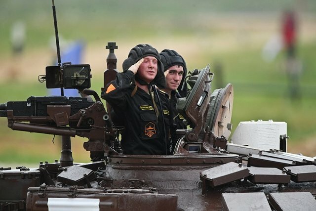 День танкиста: число, месяц, история праздника, поздравления